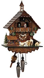 Quartz cuckoo clock with music and dancing couples